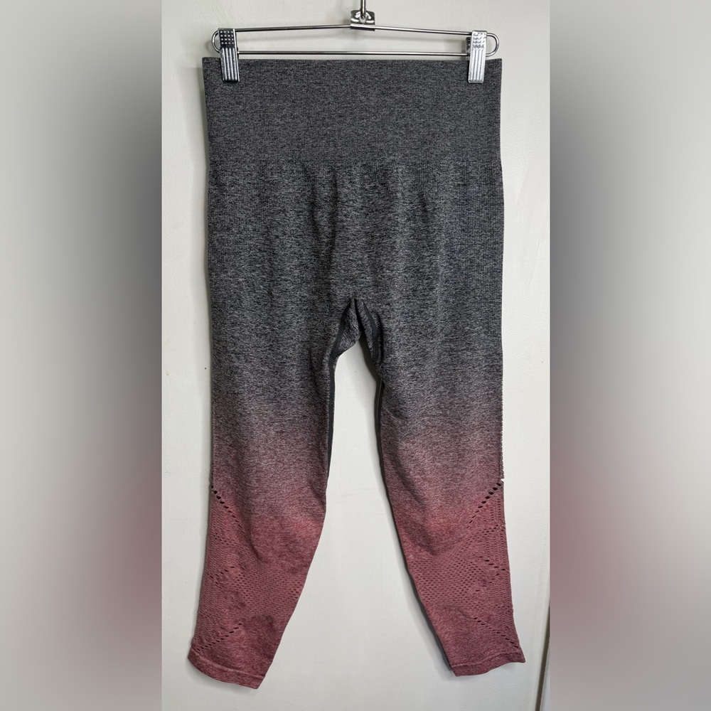 VS Pink Cool & Comfy Capri Ombre Leggings